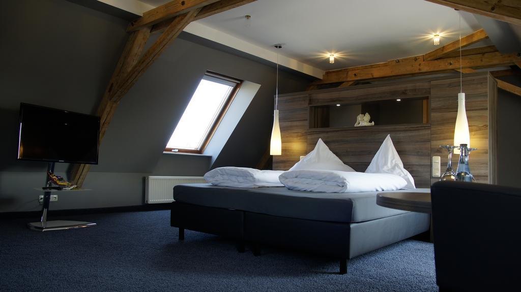 Gersthofer Auszeit Hotel แกร์สโทเฟิน ภายนอก รูปภาพ