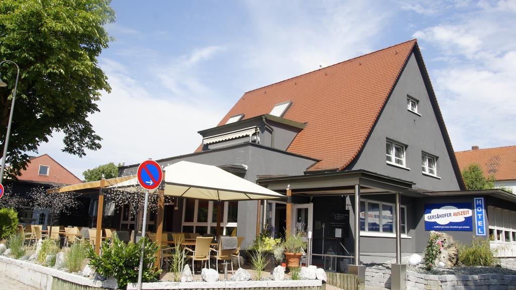 Gersthofer Auszeit Hotel แกร์สโทเฟิน ภายนอก รูปภาพ