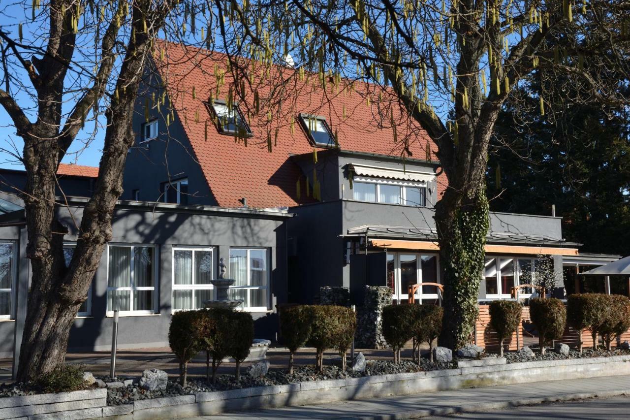 Gersthofer Auszeit Hotel แกร์สโทเฟิน ภายนอก รูปภาพ